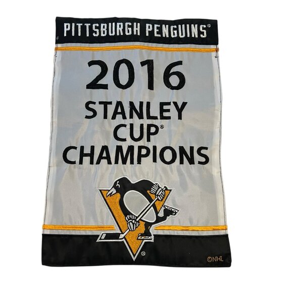 Pittsburgh Penguins 2016 Stanley Cup Champions Wall Banner Hanger 12x18" NHL - Picture 2 of 2